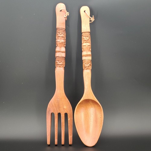 Vintage tiki large hand carved - large,